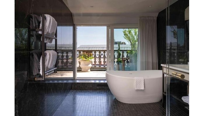 Bank Hotel poza 7