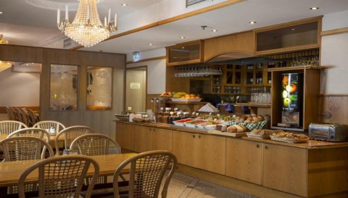 Crystal Plaza Hotel poza 16